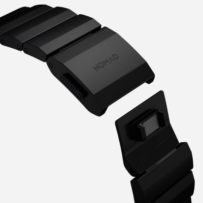 7. NOMAD Titanium Band - tytanowa bransoleta do Apple Watch 46mm/49mm (black hardware) V2