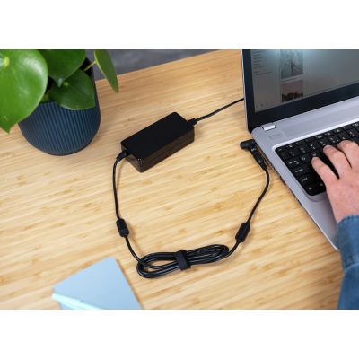 4. Trust Primo adapter zasilający/ inwentor Wewnętrzna 70 W Czarny
