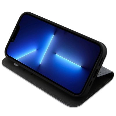 6. Etui Karl Lagerfeld Saffiano Monogram na iPhone 14 Pro Max - srebrne