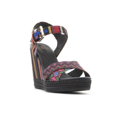 3. Buty na koturnie Geox W D82P6G 000AW C0042