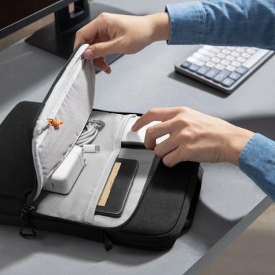 8. Torba Tech-Protect Defender VR na laptopa 15-16 - czarna