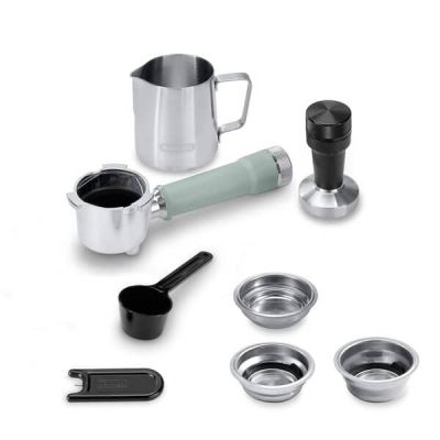 7. Ekspres do kawy DeLonghi EC890.GR
