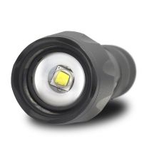 EVERACTIVE LATARKA RĘCZNA Z DIODĄ LED CREE XM-L2 18650 / 3X AAA FL600