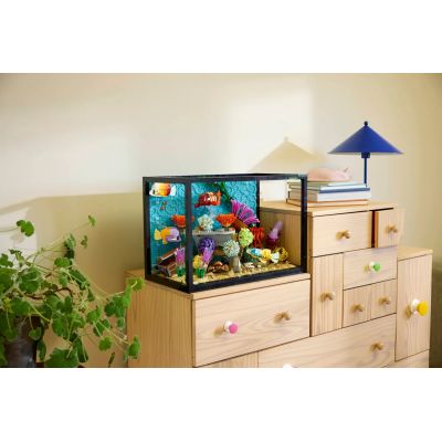 10. LEGO 10366 Icons - Tropikalne akwarium