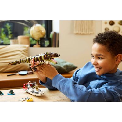 4. LEGO Jurassic World 76974 - Misja na łodzi i model mozazaura