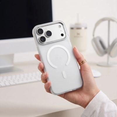 7. Etui Tech-Protect MagZero MagSafe na iPhone 17 Pro Max / 18 Pro Max - białe matowe