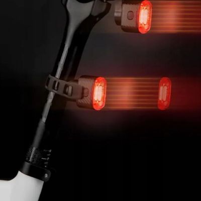 4. Lampka rowerowa tylna Rockbros Q2S LED z inteligentnym systemem stop + kabel USB-C - USB-A - czarna