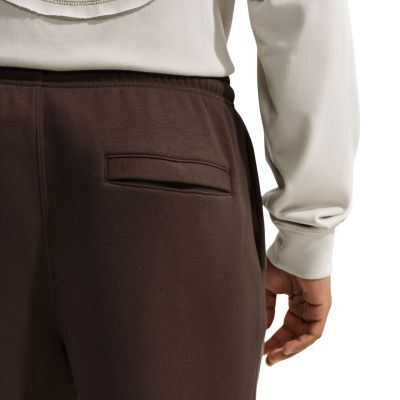 4. Spodnie męskie Nike Club BB Jogger brązowe FN3787 237