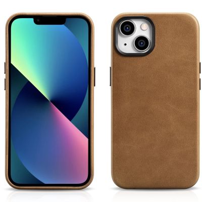 16. iCarer Oil Wax Premium Leather Case skórzane etui iPhone 14 Plus magnetyczne z MagSafe brązowy (WMI14220703-TN)