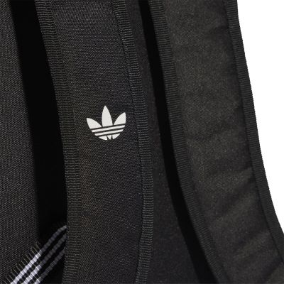 5. Plecak adidas Originals JW0315