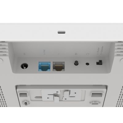 10. Router Keenetic Voyager Pro KN-3510-01EN AX1800
