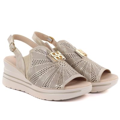 3. Skórzane sandały damskie na platformie koturn złoty M.Daszyński 25144-4