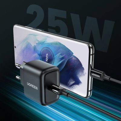 10. Ugreen ładowarka sieciowa USB Typ C 25W Power Delivery + kabel USB Typ C 2m czarny (50581)