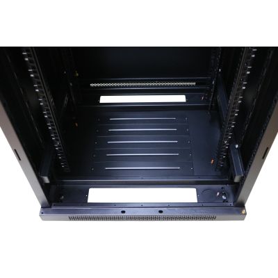7. Szafa rack 22U 600x600 Czarna stojąca