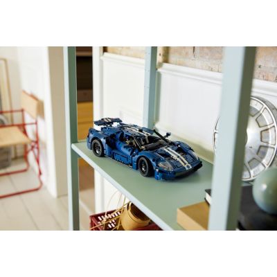 10. LEGO Technic 42154 Ford GT, wersja z 2022 roku