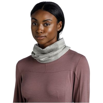 4. Bandana BUFF MERINO LIGHTWEIGHT PRINTS MATEWA CLOUD