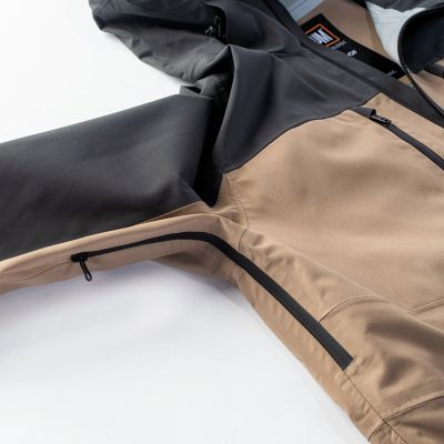 13. Kurtka Magnum Hardshell Jacket M 92800439105