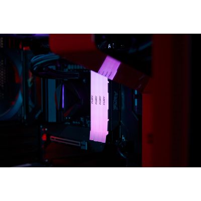 28. KINGSTON DDR4 16GB 3200MT/s CL16 DIMM FURY Renegade RGB