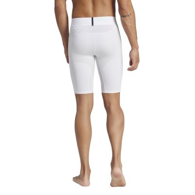 3. Spodenki adidas TF Tight M JN7398