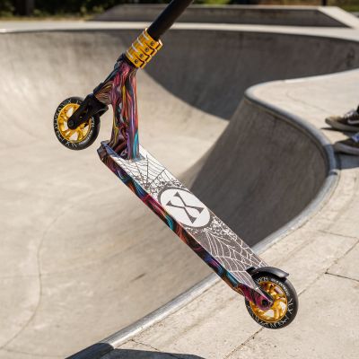 6. HS221 SPIDER HULAJNOGA DO TRIKÓW NILS EXTREME