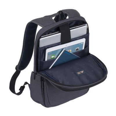 4. Rivacase 7760 39,6 cm (15.6") Plecak Czarny