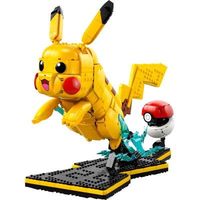 3. LEGO Pokemon 72152 - Pikachu i Pokeball