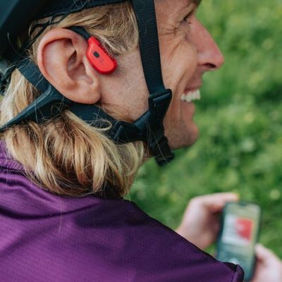 2. Słuchawki bezprzewodowe kostne Suunto Wing Lava Red Czerwone