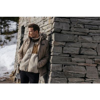 27. Kurtka Helly Hansen Coastal 3.0 Parka M 53995 597