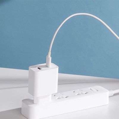 3. Ładowarka sieciowa Xiaomi Travel Charger Combo BHR4996GL USB-A / USB-C 33W PD - biała
