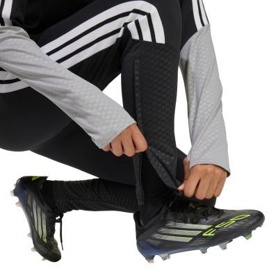 4. Spodnie damskie adidas Tiro 26 Competition Training czarne KA5132
