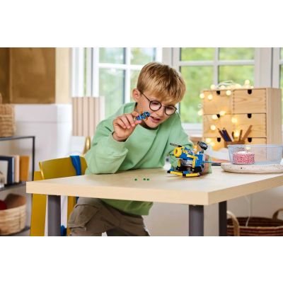 7. LEGO SONIC 77002 Cyclone kontra Metal Sonic