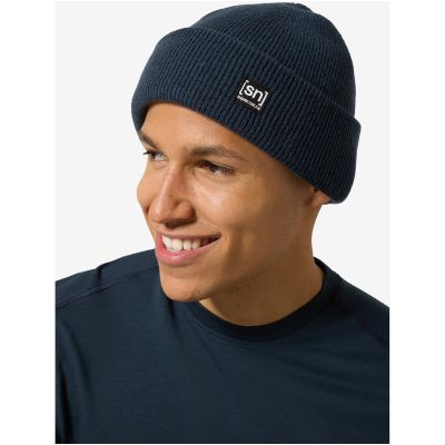 4. Czapka SUPER.NATURAL FISHERMAN BEANIE granatowa