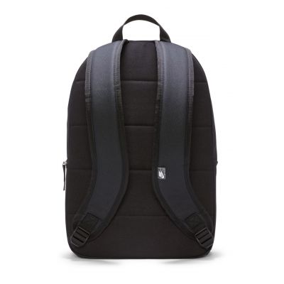 10. Plecak Nike Heritage Backpack DC4244 010