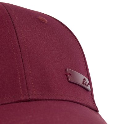 3. Czapka z daszkiem adidas Lightweight Cap Metal bordowa KT4706