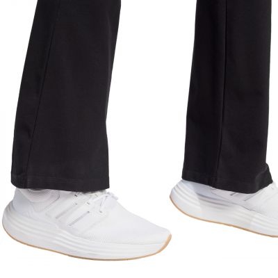6. Spodnie adidas Essentials Small Logo Flared W JD9961