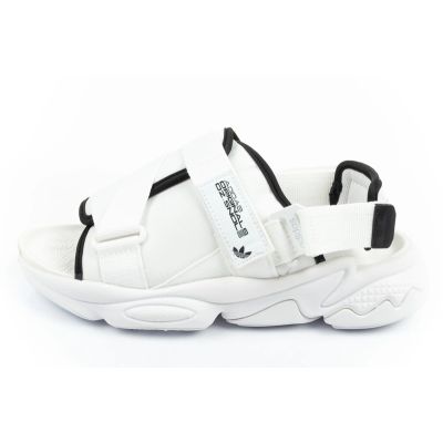 22. Buty adidas Ozweego Sandal W H67276
