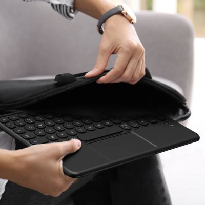 12. Etui z klawiaturą AMAZINGTHING Minimal Case Keylite Combo na iPad Air 13" M3/M4 (2025/2026) - czarne