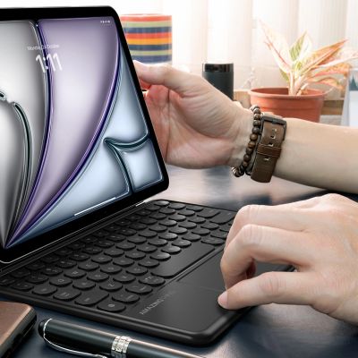 11. Etui z klawiaturą AMAZINGTHING Minimal Case Keylite Combo na iPad Air 13" M3/M4 (2025/2026) - czarne