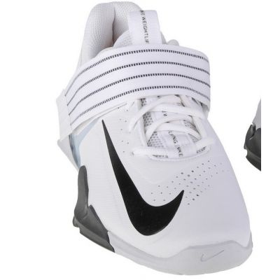 3. Buty Nike Savaleos M CV5708-100
