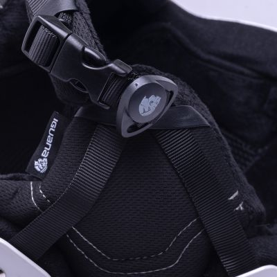 8. Kask Iguana Ibris 2800622359