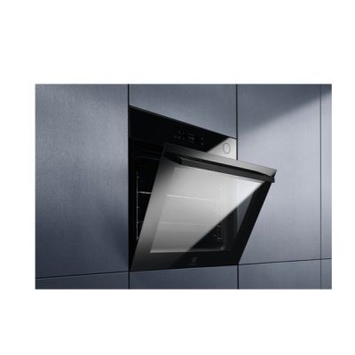 5. Piekarnik parowy ELECTROLUX EOC8P39WZ
