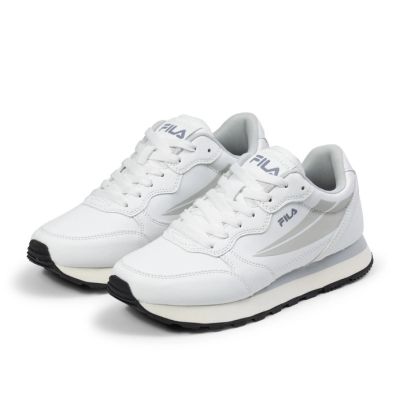 7. Fila Hypert buty sportowe damskie sneakersy modne wygodne lekkie białe szare