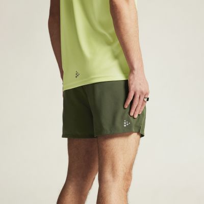 7. Męskie Spodenki CORE ESSENCE SHORTS 2 M