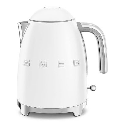 17. Czajnik elektryczny SMEG CLF03WHMEU