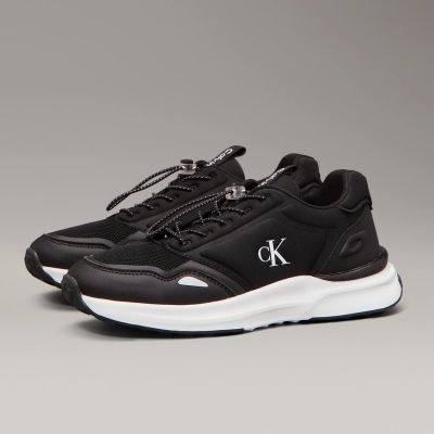 2. Calvin Klein damskie sneakersy LOW CUT LACE-UP SNEAKERS V3X9-83010-1464999 BLACK