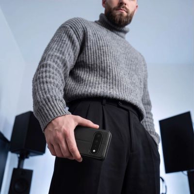 7. Etui Tech-Protect Wallet na Google Pixel Pro XL - czarne matowe