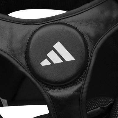 7. Kaska adidas Response ADIBHG023