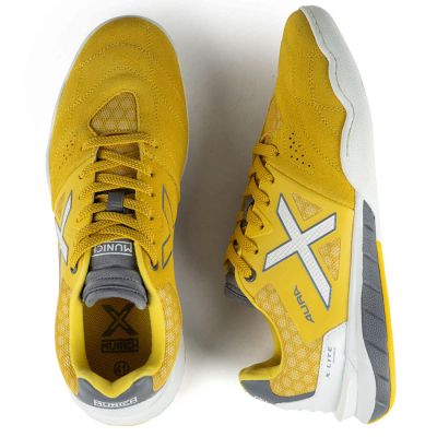 4. Buty Munich Aura 03 IN 4880003