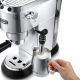 22. Ekspres kolbowy DeLonghi Dedica Style EC 685.M (1350W; kolor srebrny)