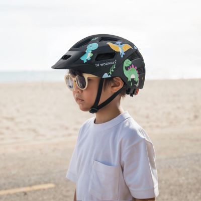 5. Kask rowerowy dziecięcy MTB Wozinsky z odpinanym daszkiem 52-56 cm - czarny